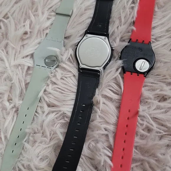 💙2 Swatch 1984 and Casio  Watche Working with Battery - Picture 10 of 17